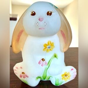 Fenton Swarovski Crystals “Dew Drop” Hand-Painted White Ceramic Bunny Figurine